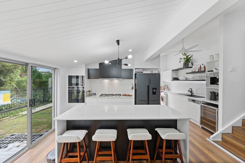 Andrew's Custom Cabinets