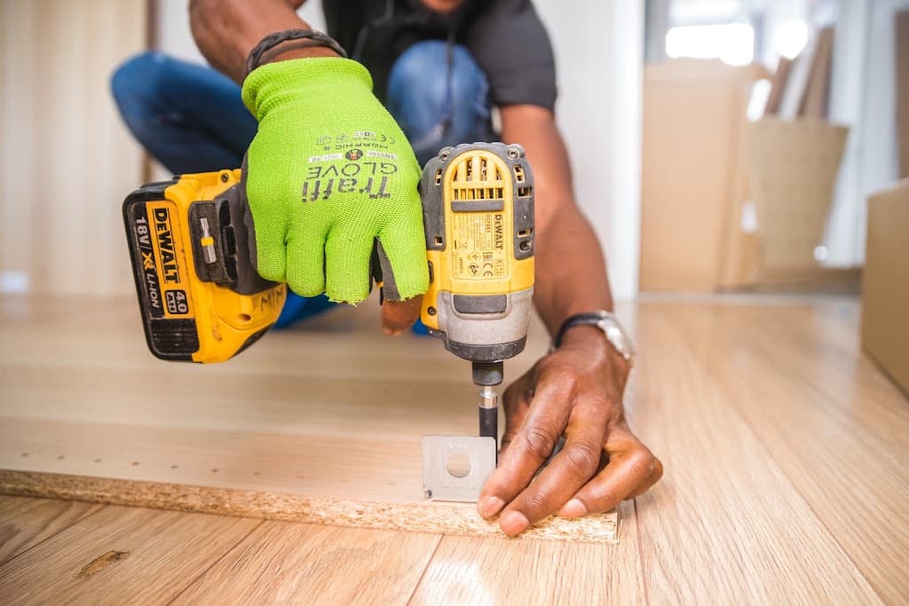 F & T Maintenance Carpenter